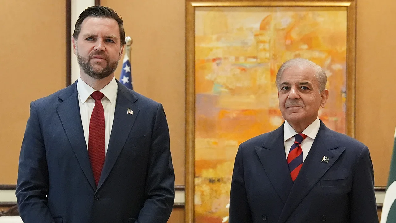 Onderhandelingen VS en Iran lopen vast op Straat van Hormuz