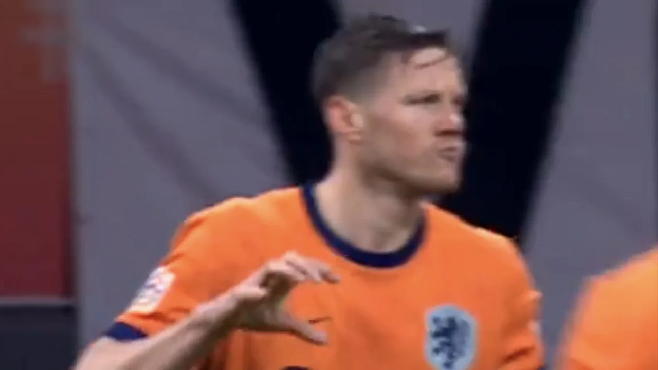 Videogoal: Oranje leidt tegen Hongarije door doelpunten van Weghorst en Gakpo