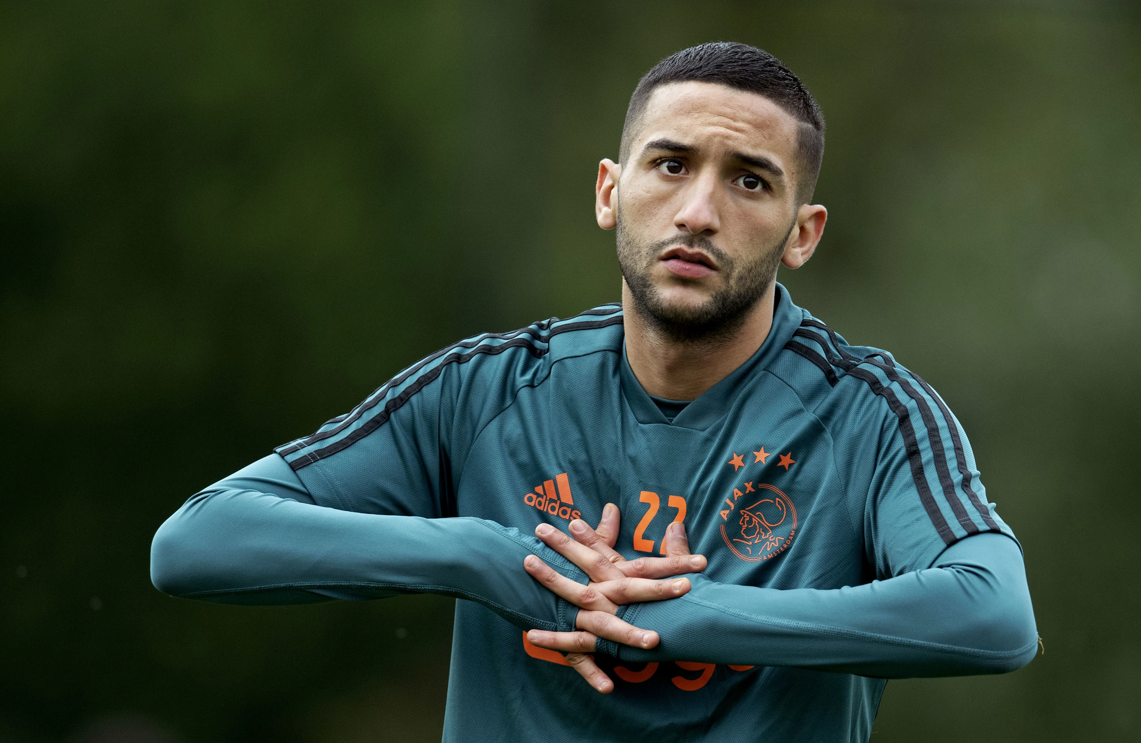 Ziyech moet Mahrez voor laten in verkiezing