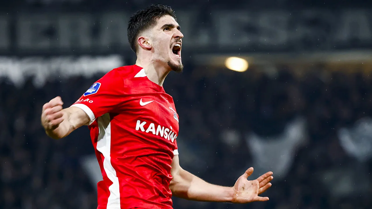 AZ staat na zenuwslopende penaltyserie tegen Heracles in bekerfinale