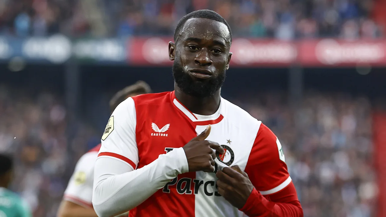 'Geertruida al geruime tijd op radar Liverpool, verdediger wil dolgraag mee met Arne Slot'