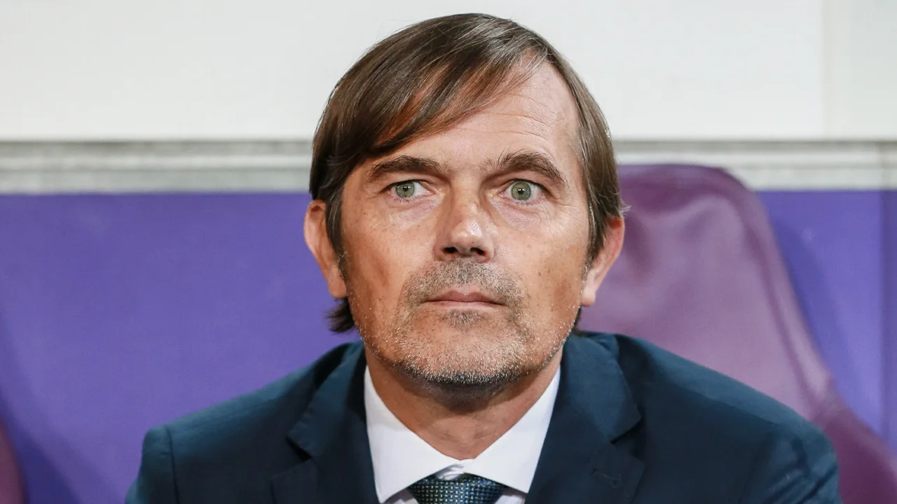 Cocu kan promotie met Derby County vergeten