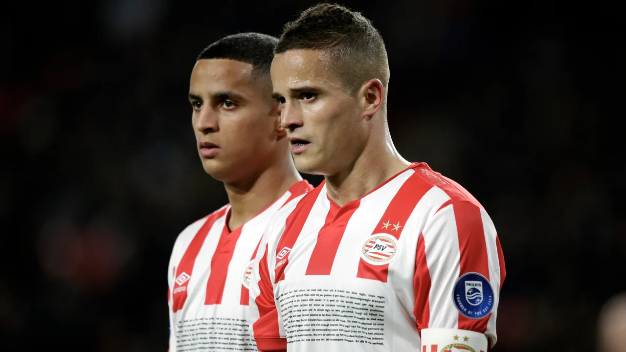 PSV vernoemt kleedkamer naar oud-aanvoerder Afellay