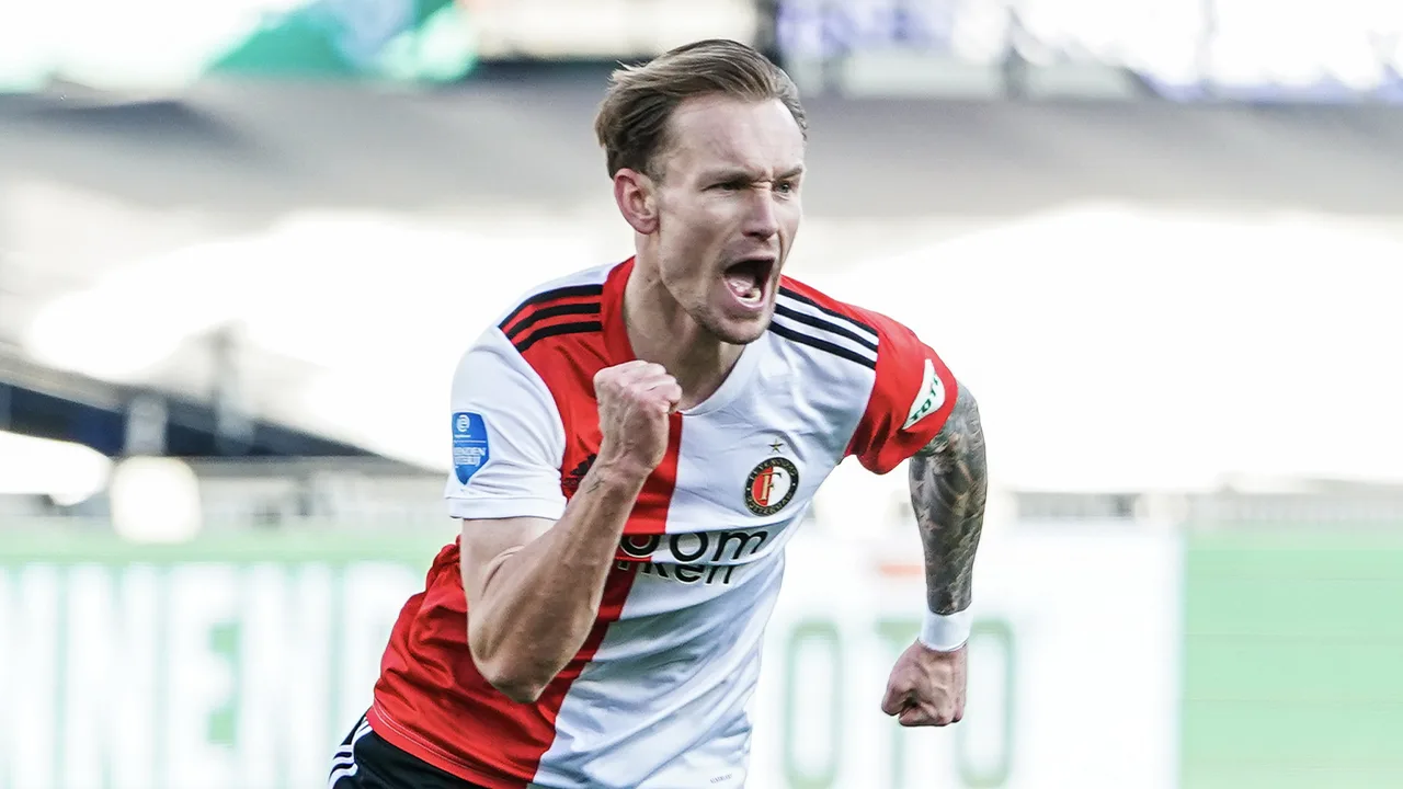 Feyenoord verslaat PSV in De Kuip met 3-1