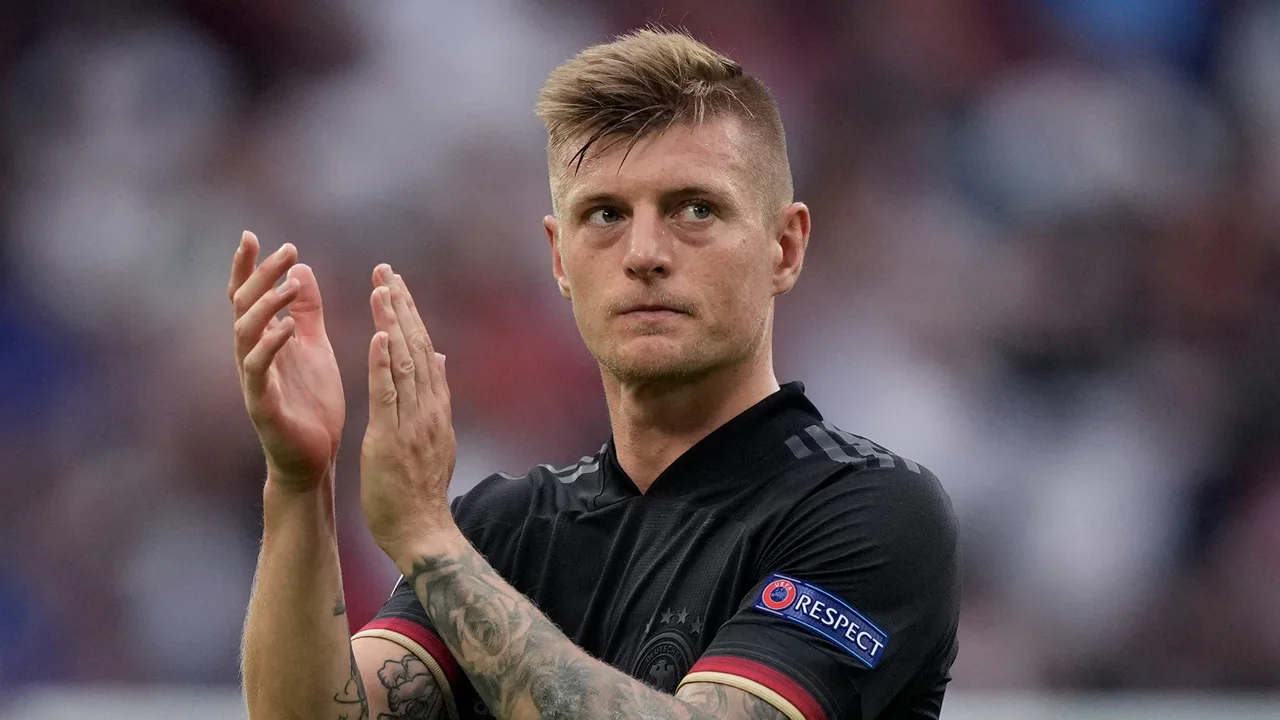 Toni Kroos beëindigt interlandloopbaan