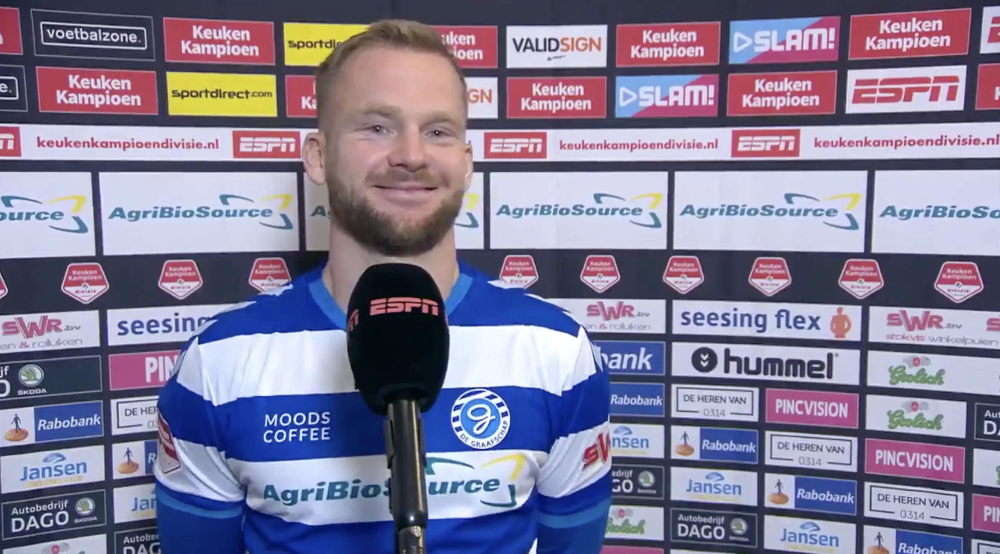 Cultheld Platje terug in Nederland: 'Dat lijkt Brad Pitt wel. Nee, ik ben het'