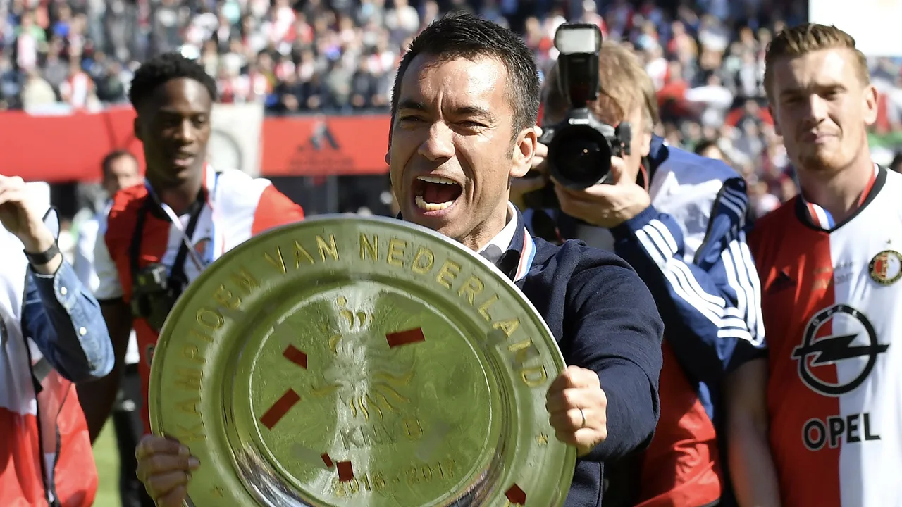 Feyenoord bevestigt terugkeer Giovanni van Bronckhorst: 'Voortbouwen op zijn sportieve ambities'