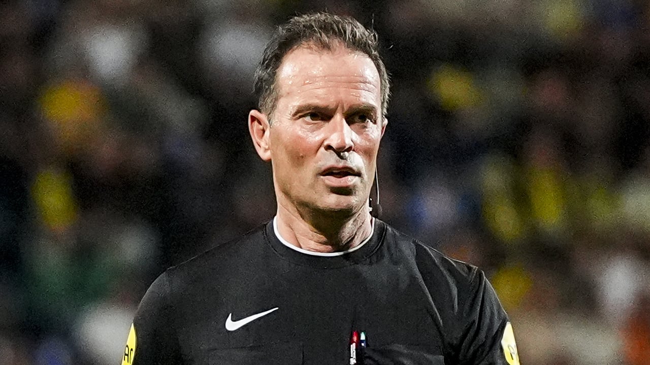Bas Nijhuis tóch geen scheidsrechter bij topper tussen PSV en Feyenoord
