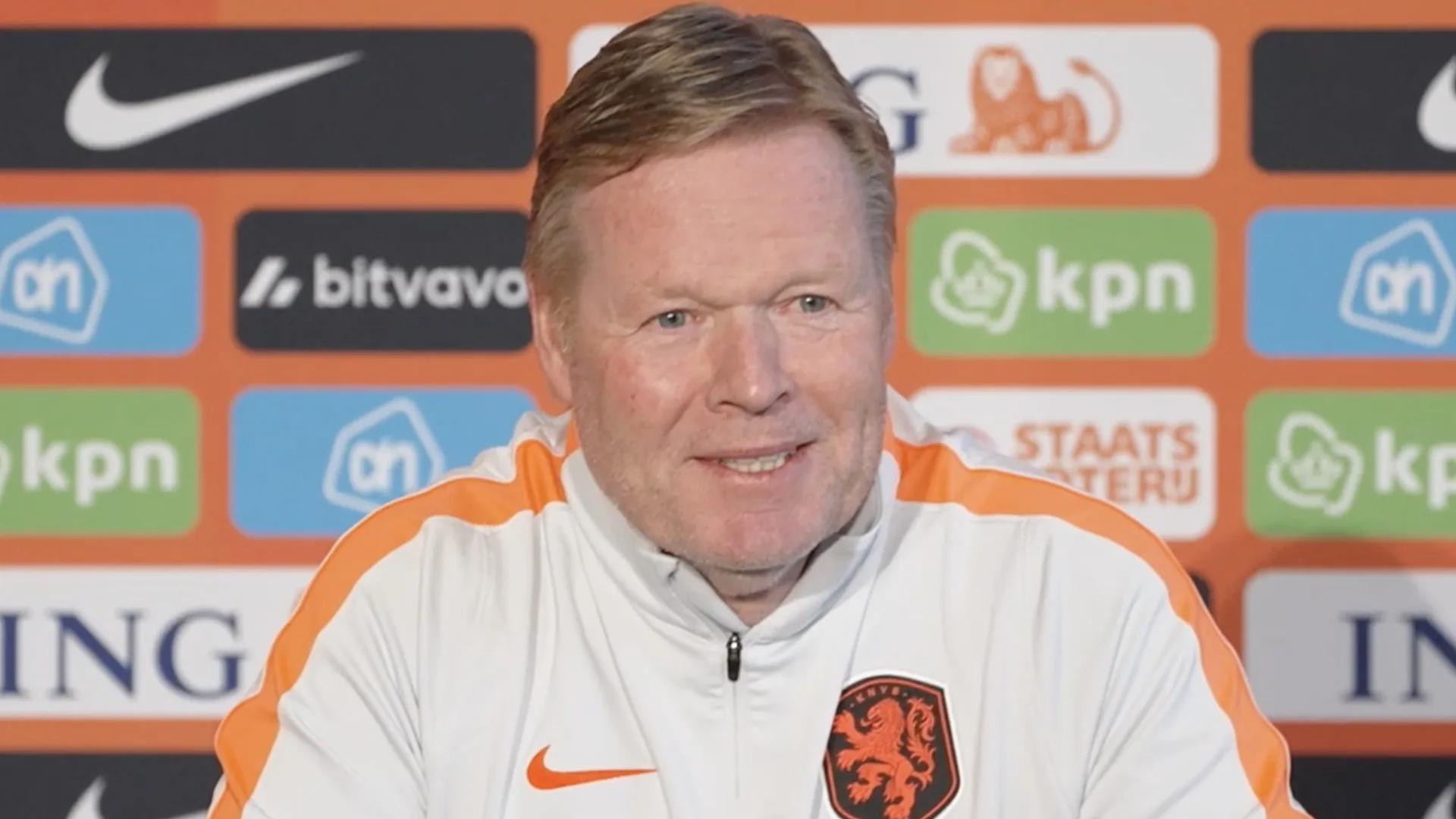 Schuilt er een verborgen acteur in Ronald Koeman?