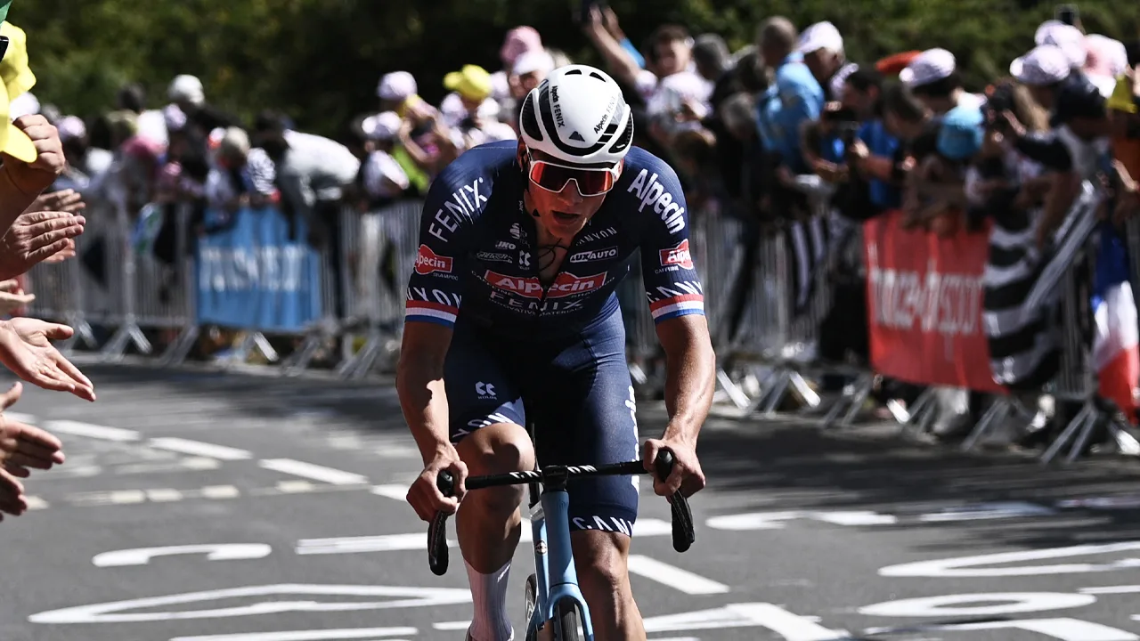 OFF-TOPIC: Van der Poel wint tweede etappe Tour de France en pakt gele trui