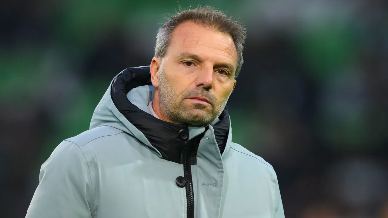 Maurice Steijn keert met nederlaag terug bij Sparta