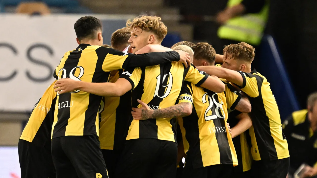 Vitesse vindt vijf nieuwe aandeelhouders en is daarmee gered