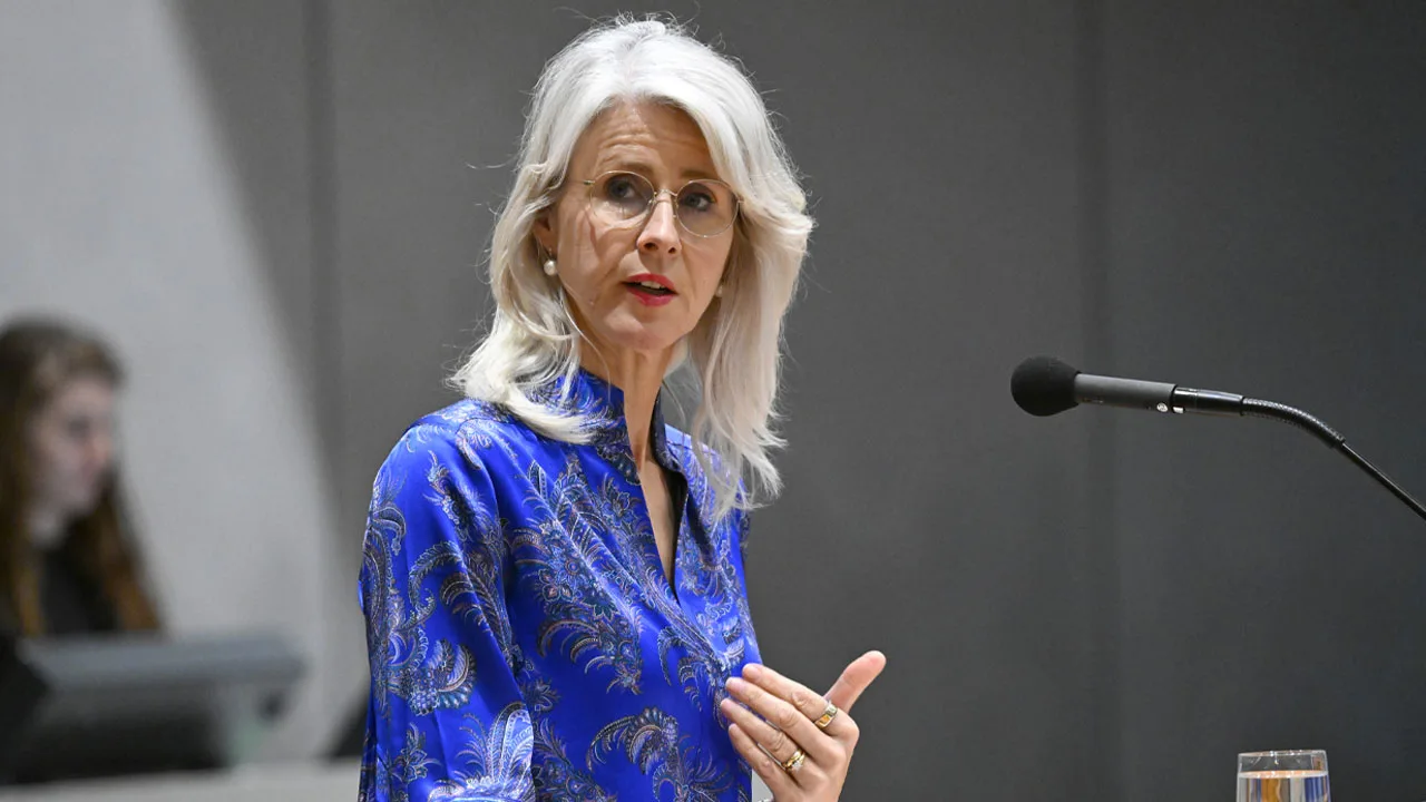 Mona Keijzer wil dat Oekraïners huur en zorgpremie gaan betalen