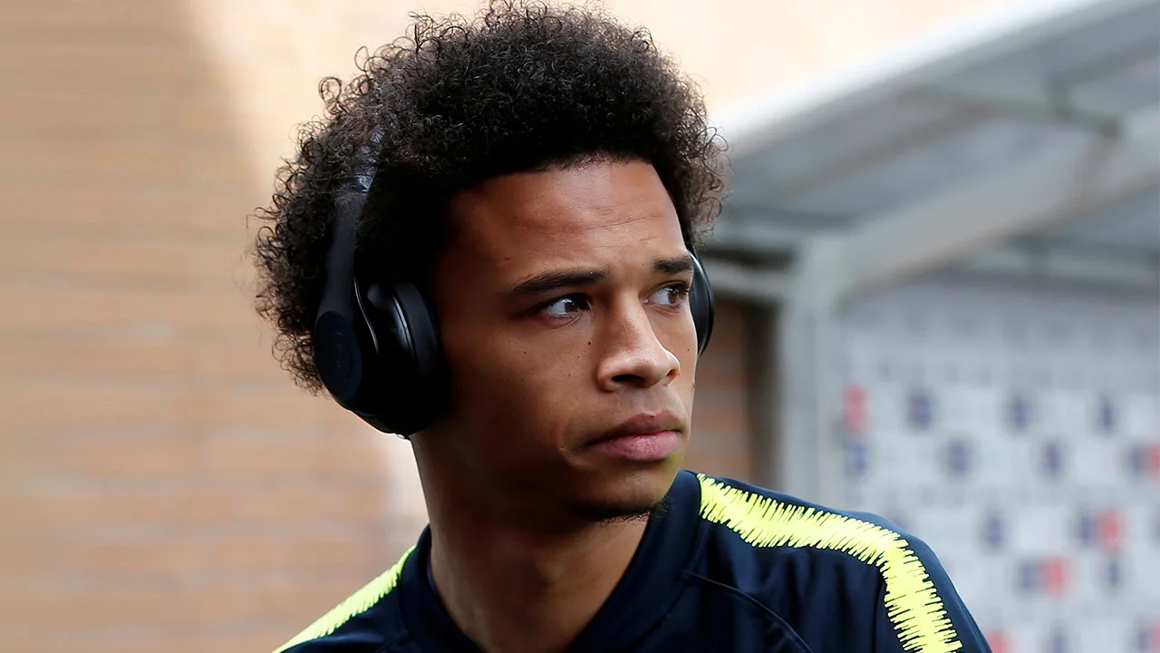 Sané neemt rugnummer 10 over van Coutinho