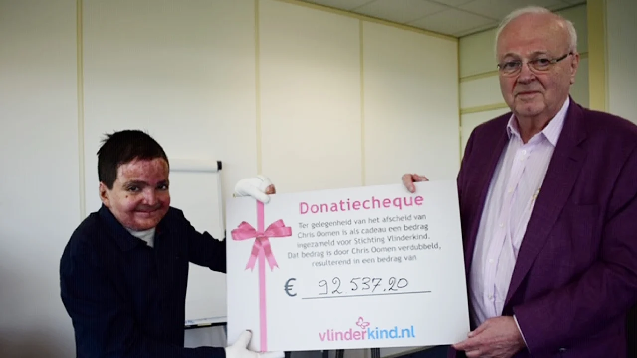 DSW-topman doet bijzondere donatie aan Shivan, ambassadeur van Stichting Vlinderkind