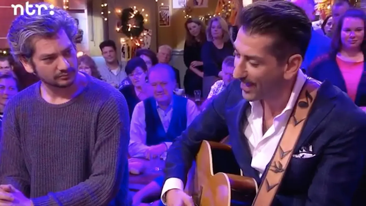 Danny Vera speelt Roller Coaster in Top 2000 Café