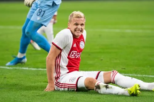 Ajax zonder Van de Beek en Mazraoui