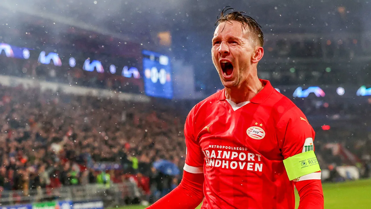 PSV boekt in Champions League cruciale zege op RC Lens