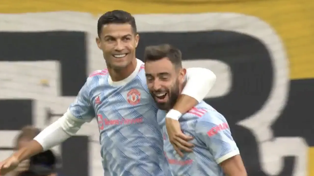 VIDEOGOAL: Cristiano Ronaldo slaat ook in de Champions League toe!