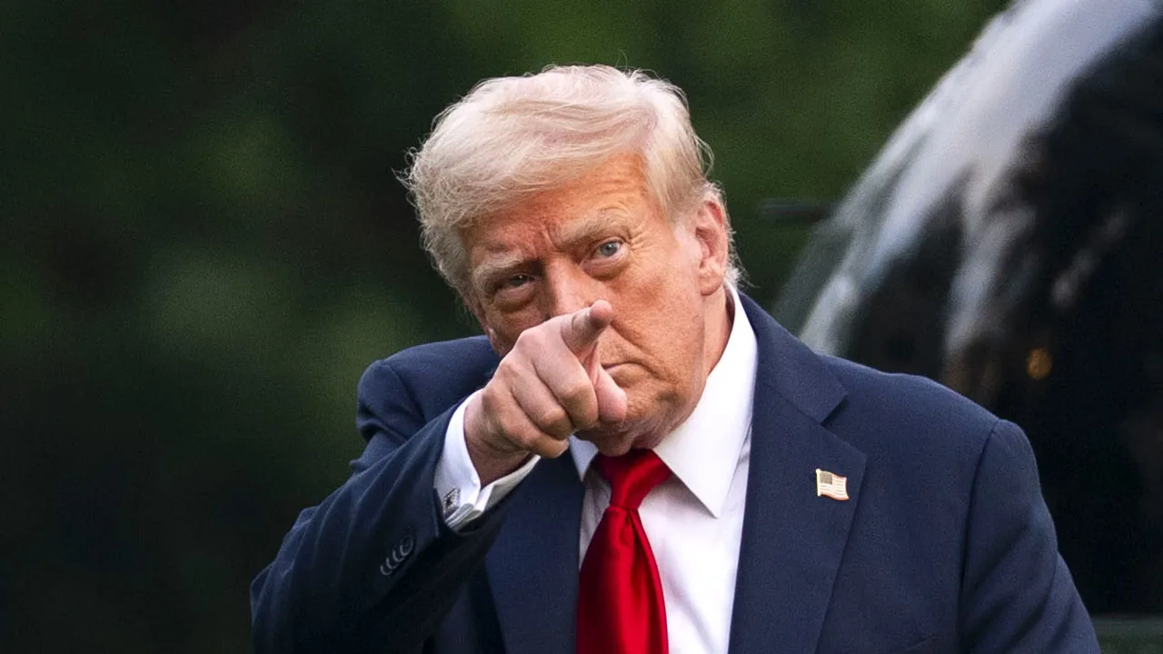 Trump dreigt met 'heel zware heffingen' als Rusland niet binnen vijftig dagen Oekraïne-deal sluit