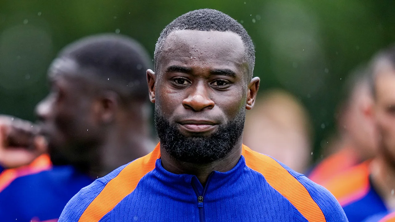 'Liverpool en drie andere Premier League-clubs jagen op Geertruida'