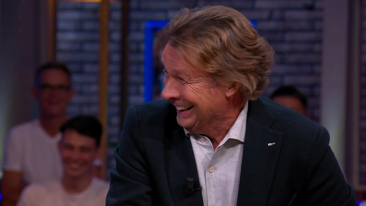 TB: 'Het enige wat ik met Sinterklaas heb, is dat mijn vorige vrouw er wat op leek'