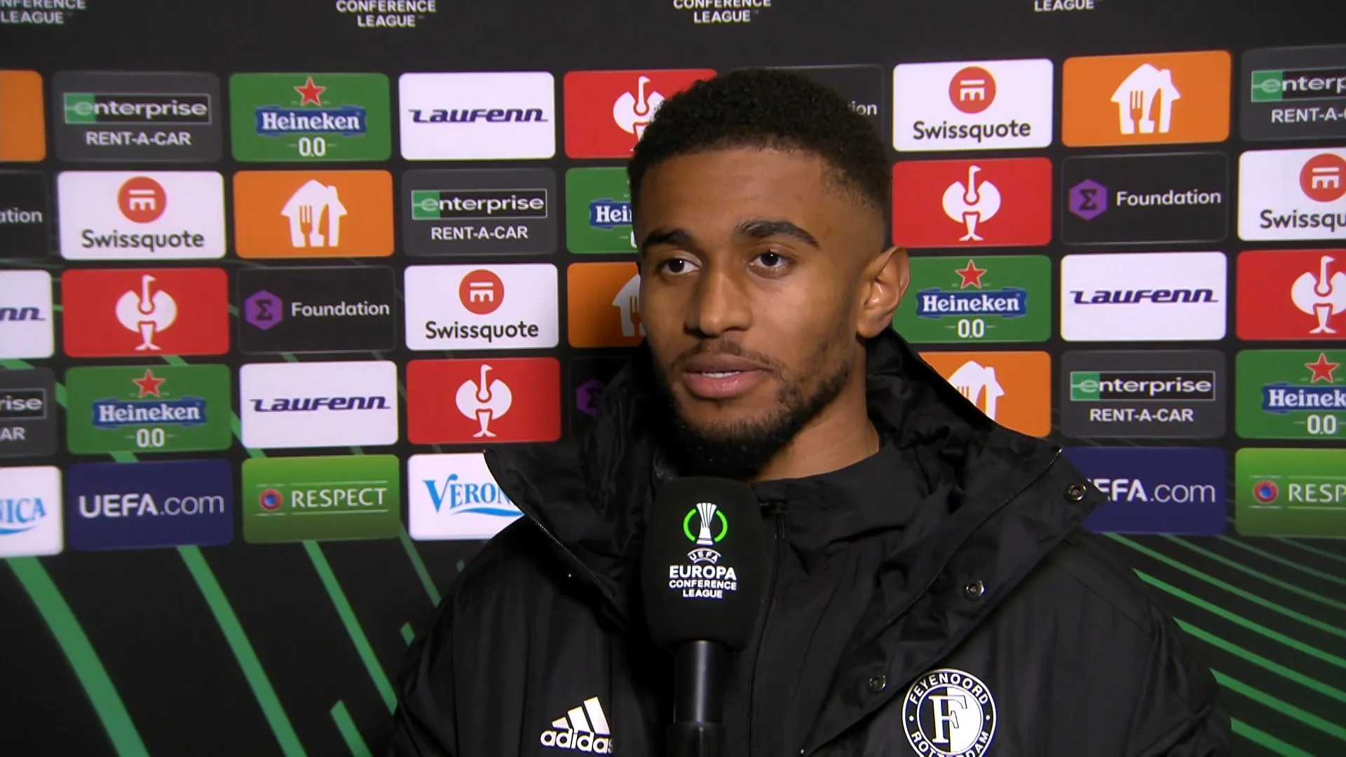 Nelson toont Bijlow-shirt na doelpunt: 'Hij is een speciaal persoon voor ons'