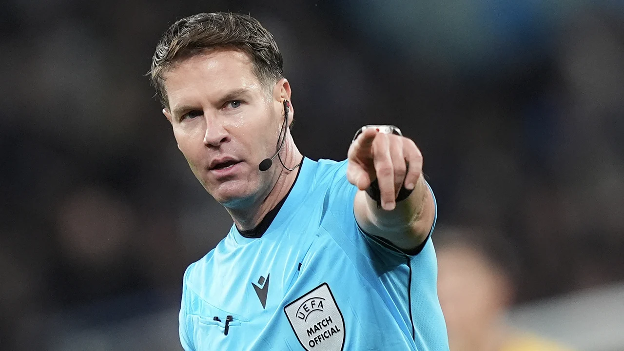 Danny Makkelie geselecteerd als scheidsrechter voor WK 2026