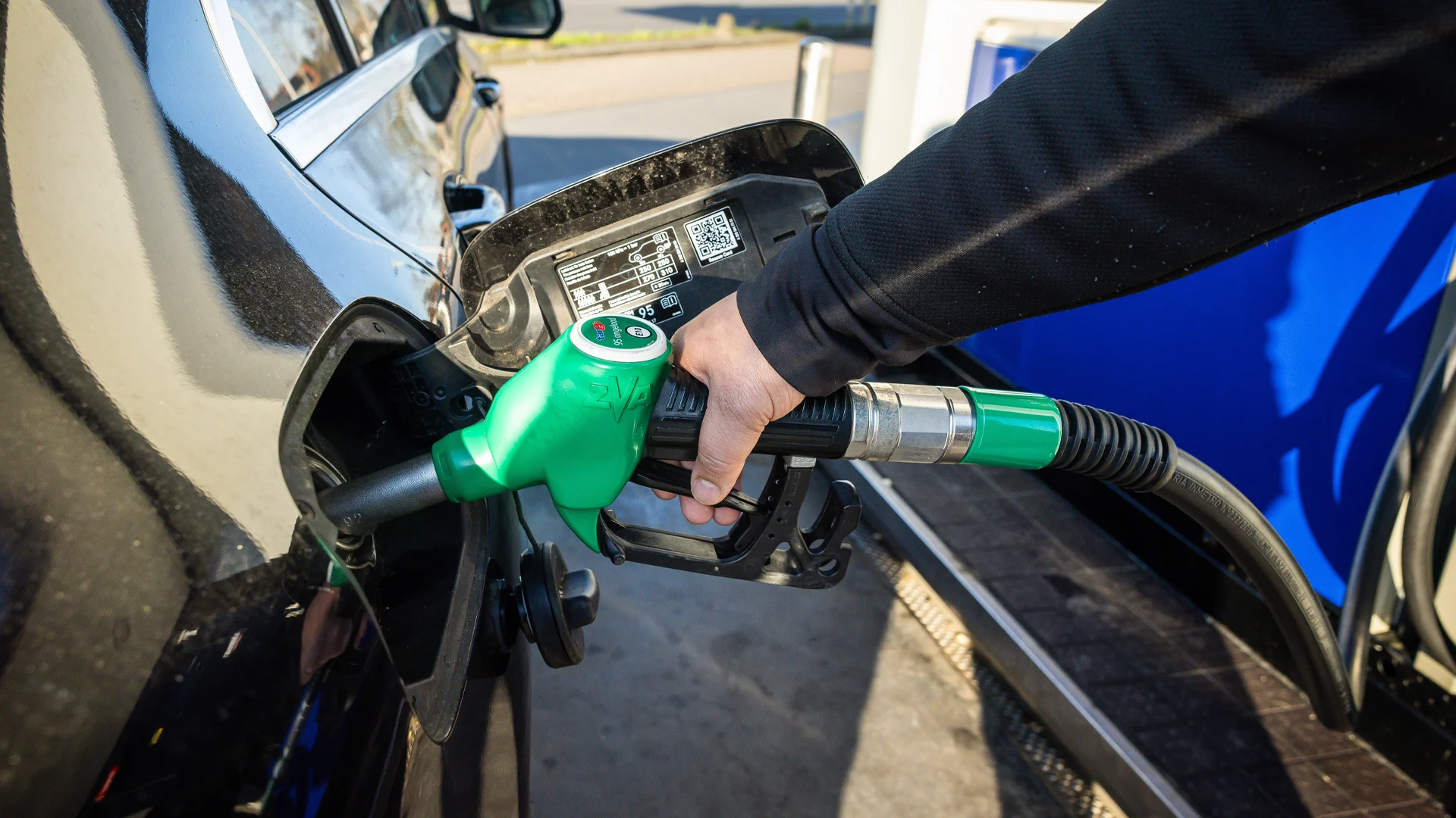 Economen waarschuwen: Oorlog Iran zal Nederlander hard in portemonnee raken