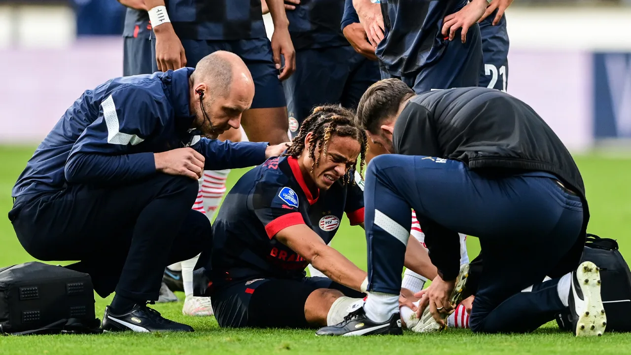 Twitter gaat los over Nijhuis en Simons: 'Die gaan geen vrienden worden'