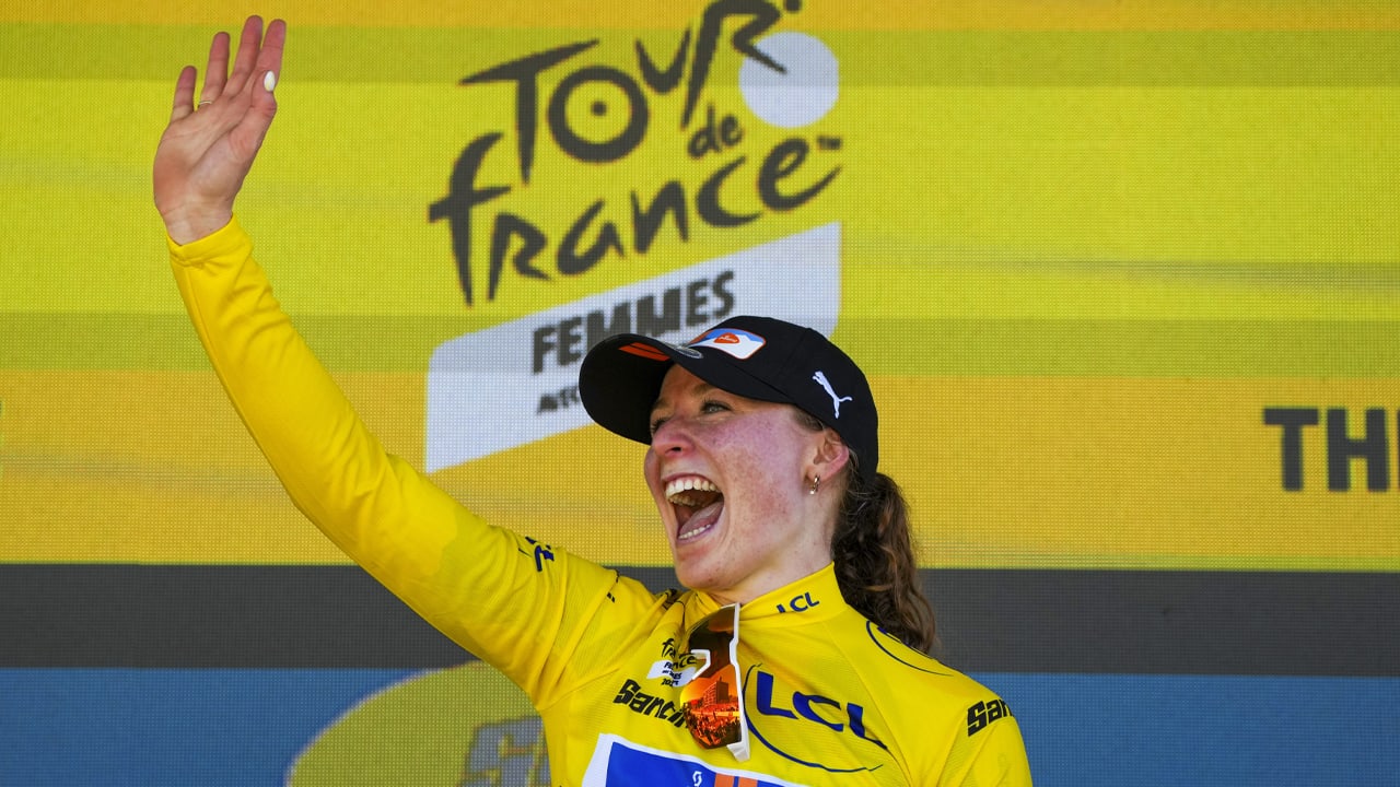 Charlotte Kool wint ook tweede etappe van Tour de France Femmes