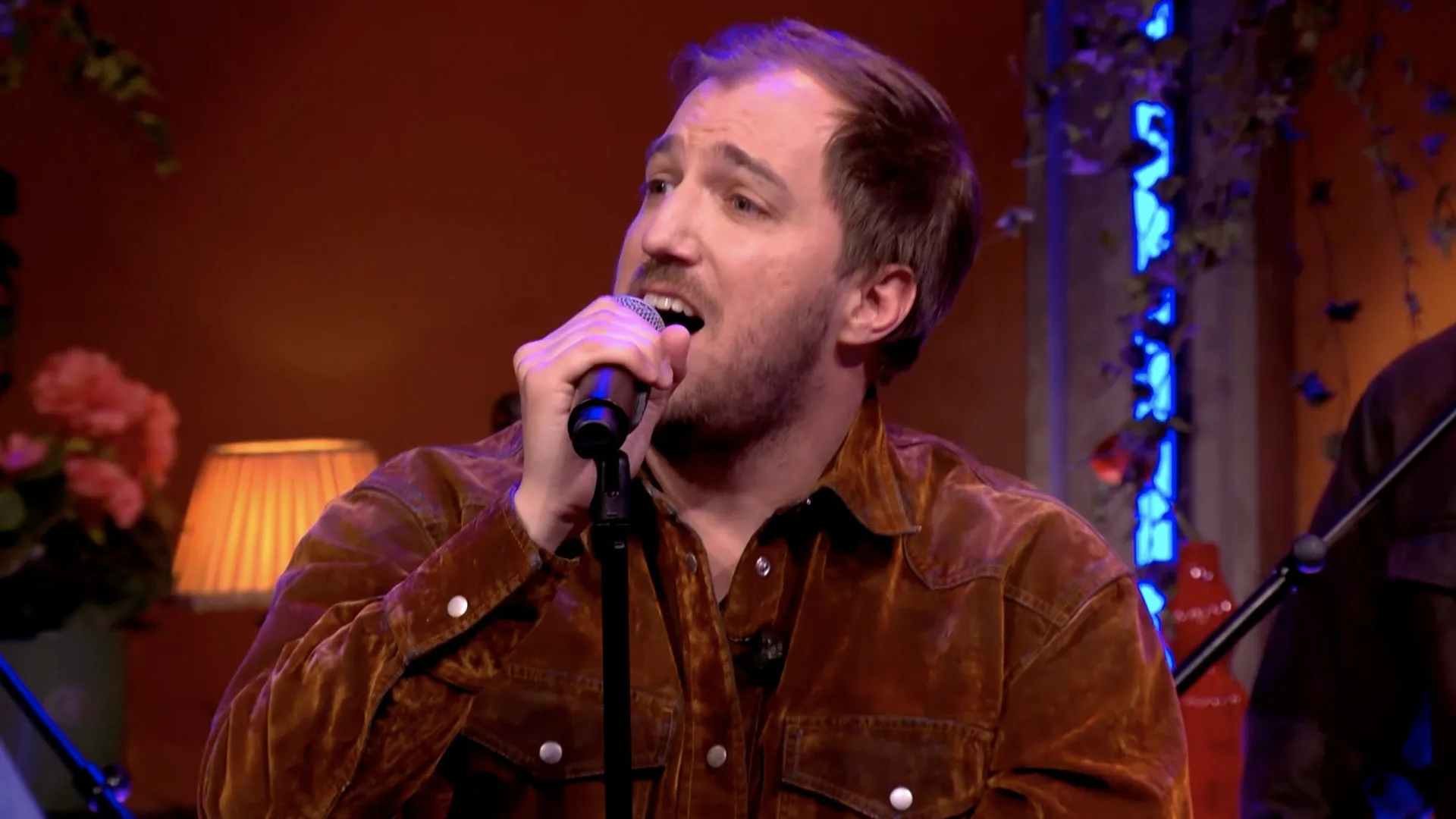 MainCourse geeft muzikale toegift in de commercial break van De Oranjezondag met 'Juliet'