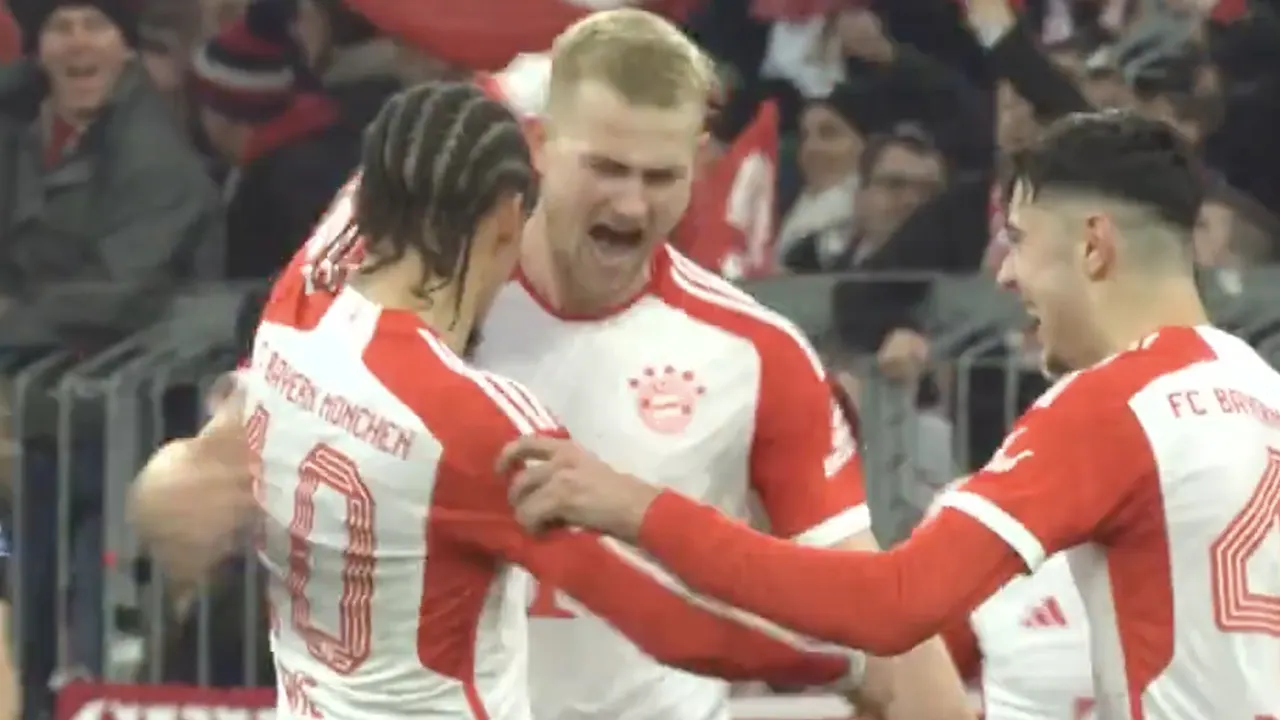 Videogoal: Matthijs de Ligt met héérlijke kopbal belangrijk voor Bayern München
