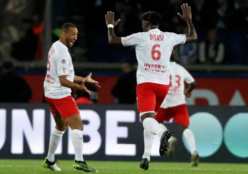 PSG lijdt zeldzame nederlaag in eigen huis