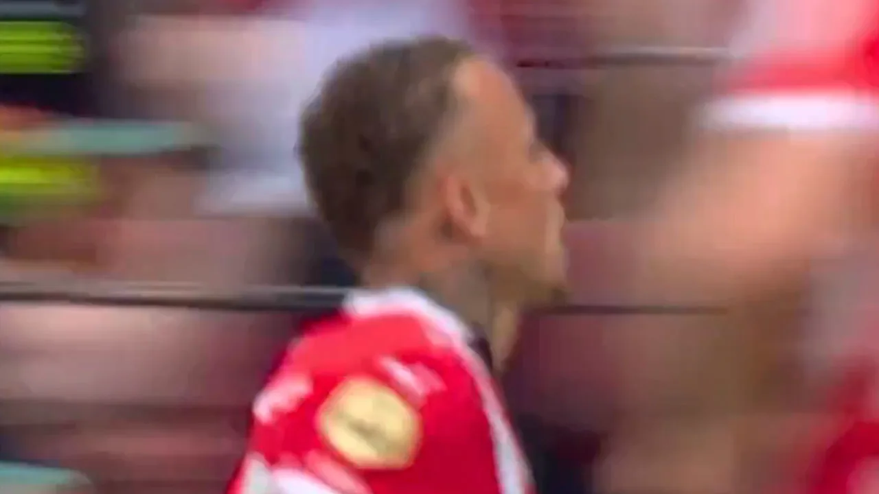 Videogoal: Noa Lang zet PSV razendsnel op voorsprong tegen Feyenoord 