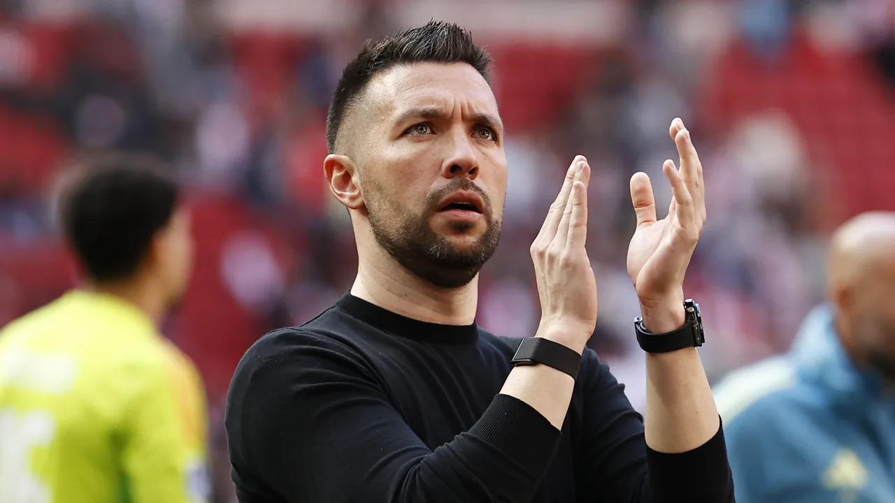 Francesco Farioli vertrekt bij Ajax