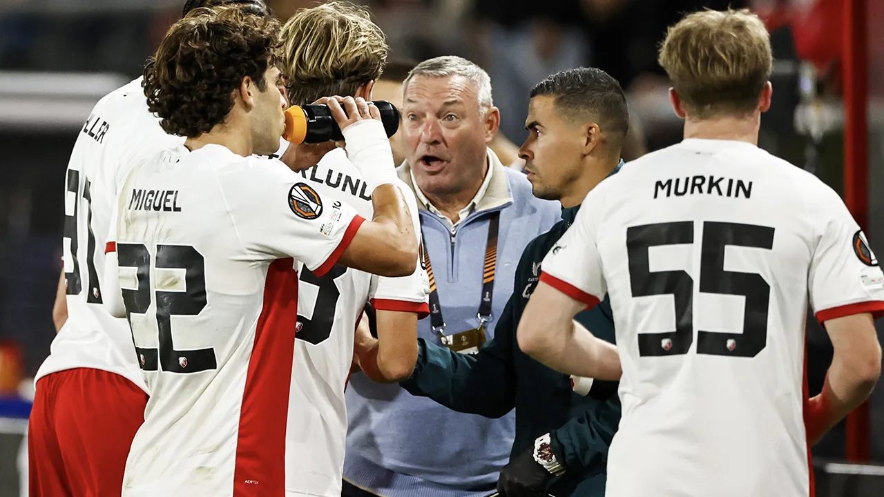 FC Utrecht begint Europa League met thuisnederlaag tegen Lyon