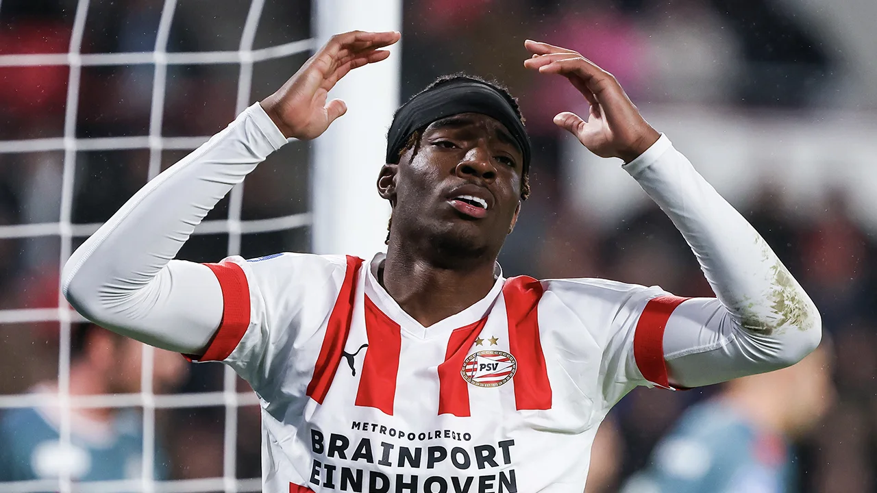 'Transfer Madueke naar Chelsea is dé waanzin van de voetballerij'