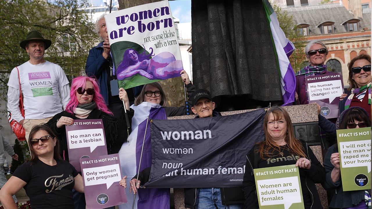 Brits Hooggerechtshof oordeelt: transvrouwen zijn wettelijk gezien geen vrouwen 