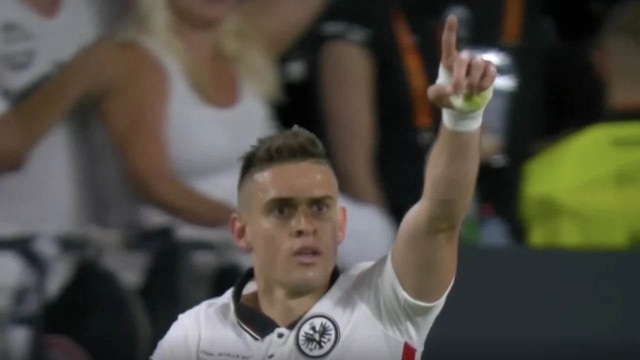 VIDEOGOAL: Eintracht Frankfurt - Rangers FC 1-1 (Borré)