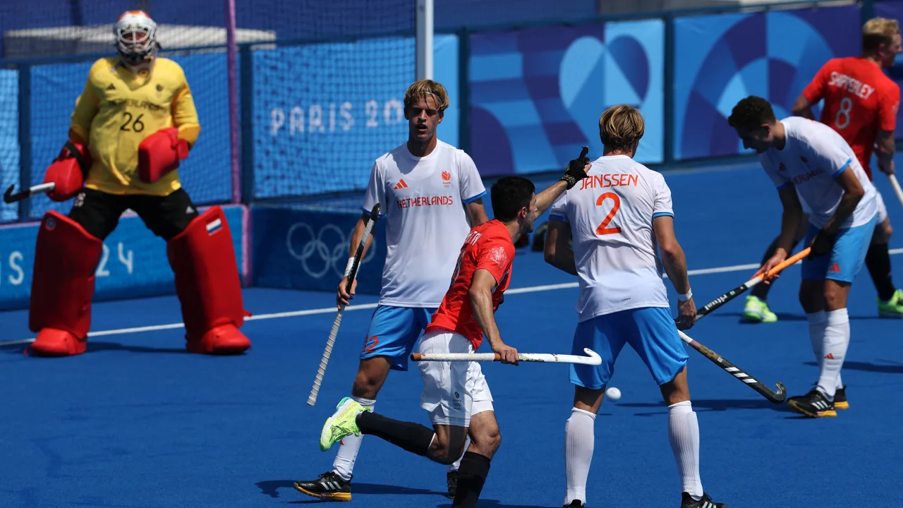 Nederlandse Hockeyers geven in slotfase winst uit handen tegen Britten