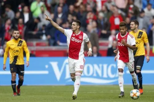 Ajax verslaat NAC Breda: 5-0