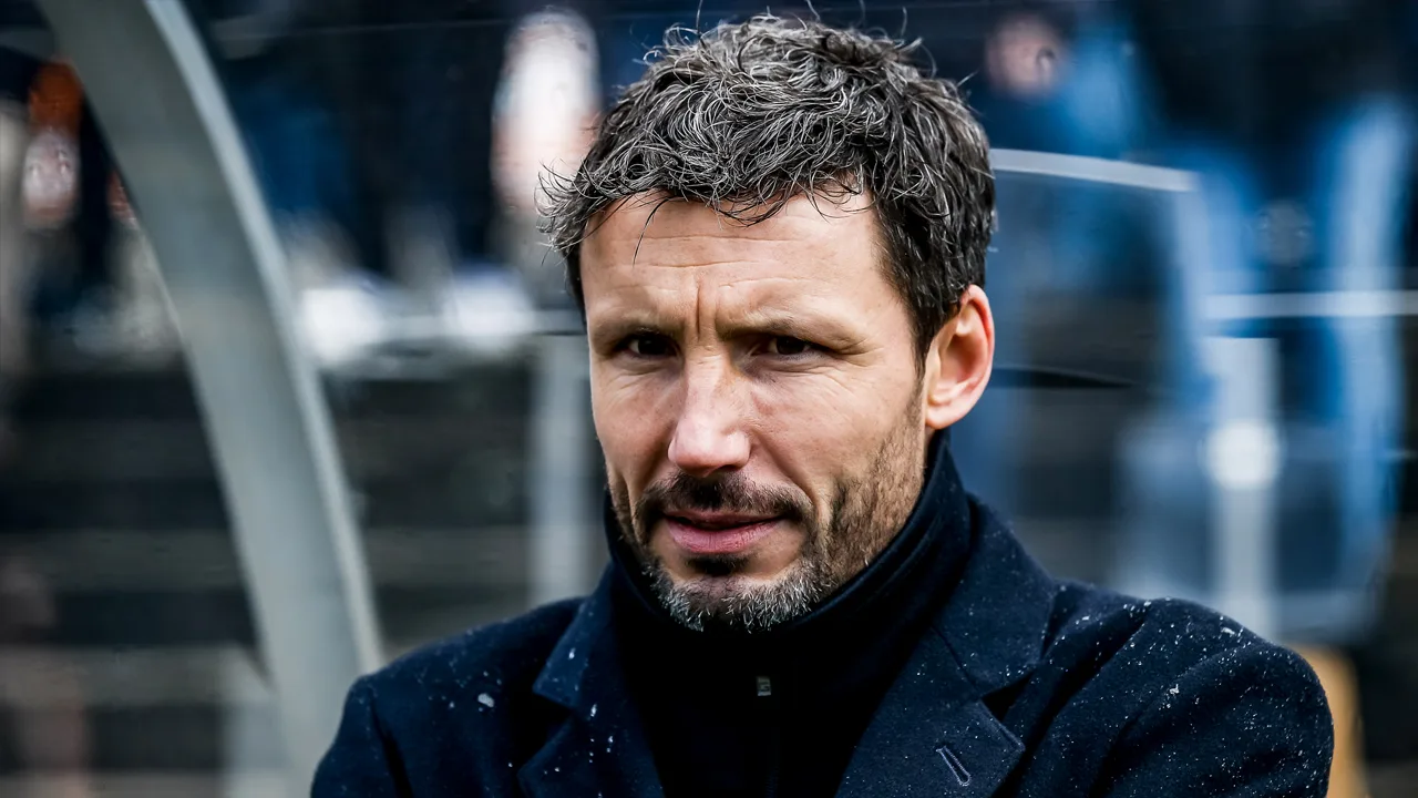Van Bommel adviseerde Zoet om binnen te zitten: 'Om camera's te ontlopen bij eventuele tegengoal'