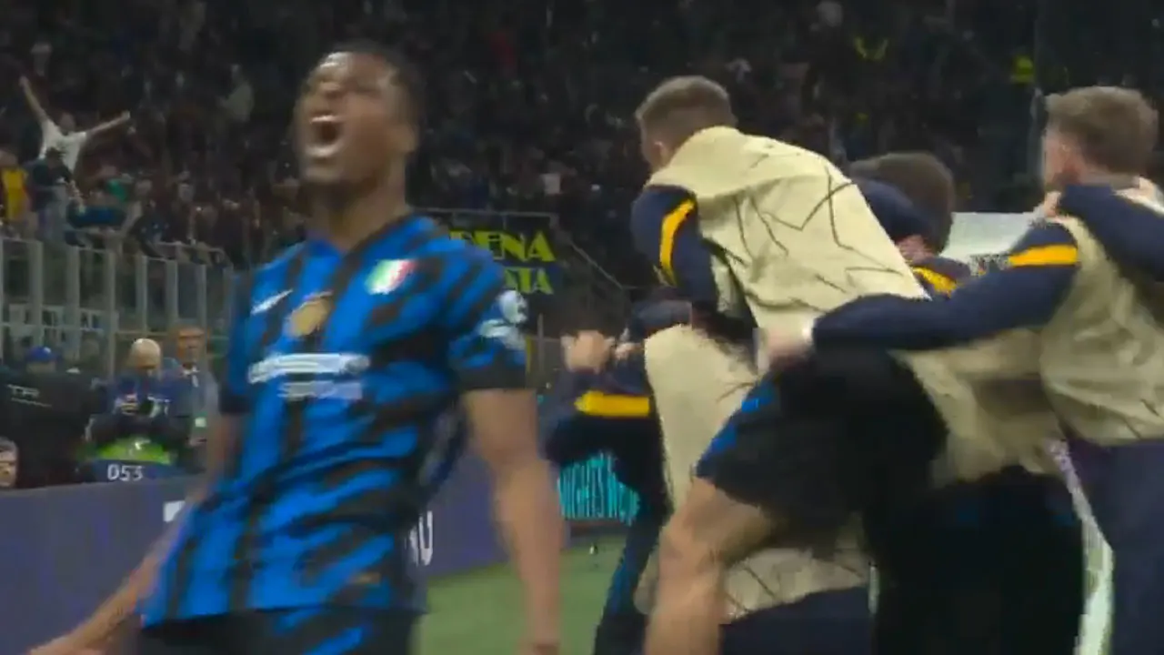 Videogoal: Dumfries opnieuw goud waard voor Inter met assist tegen Barcelona