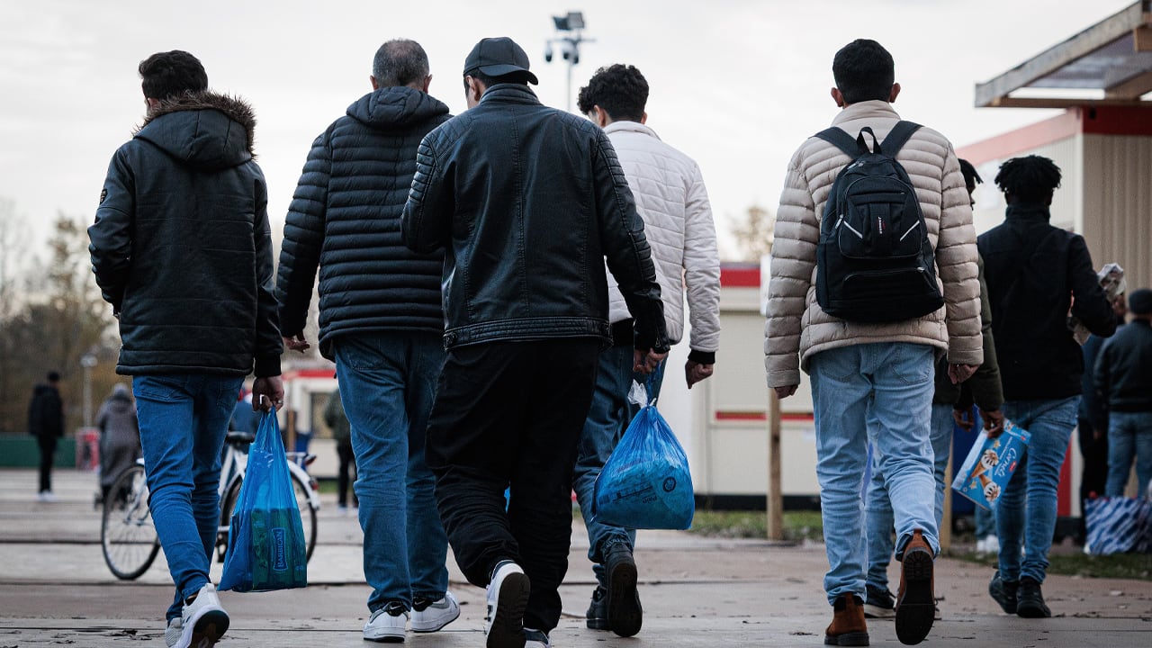 Analyse wijst uit: hoeveel Nederlanders zijn het eens met de spreidingswet?