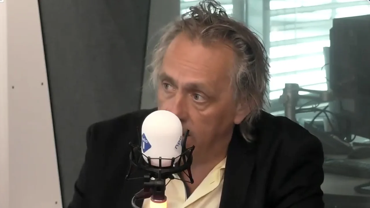 Van Roosmalen vreest voor einde Vitesse: 'Dan wordt Arnhem een soort Apeldoorn of Amersfoort'