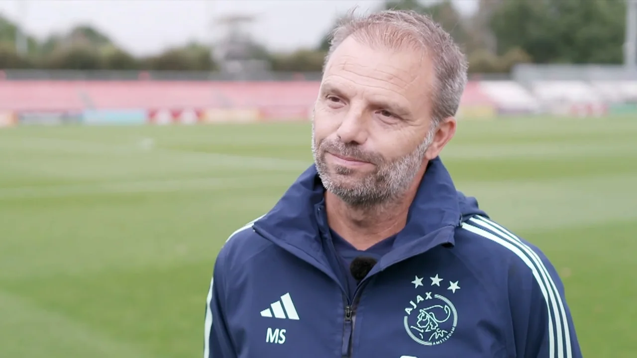 Steijn tevreden over interlandperiode: ‘Ik heb mooie dingen van mijn spelers gezien’