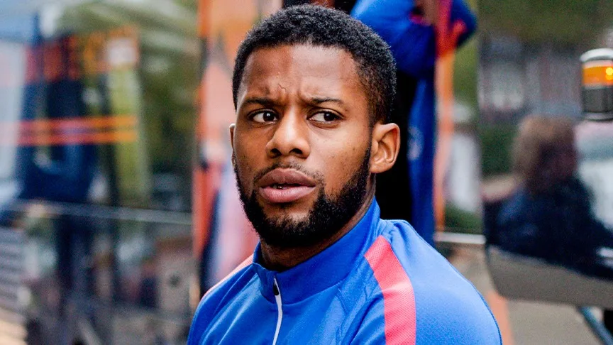 Lens reageert op geruchten: 'Ik hoef niet per se weg bij Besiktas'