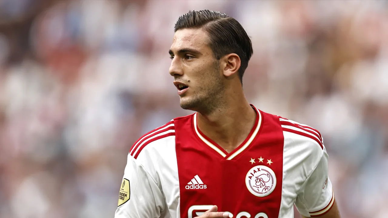 Lorenzo Lucca keert niet meer terug bij Ajax