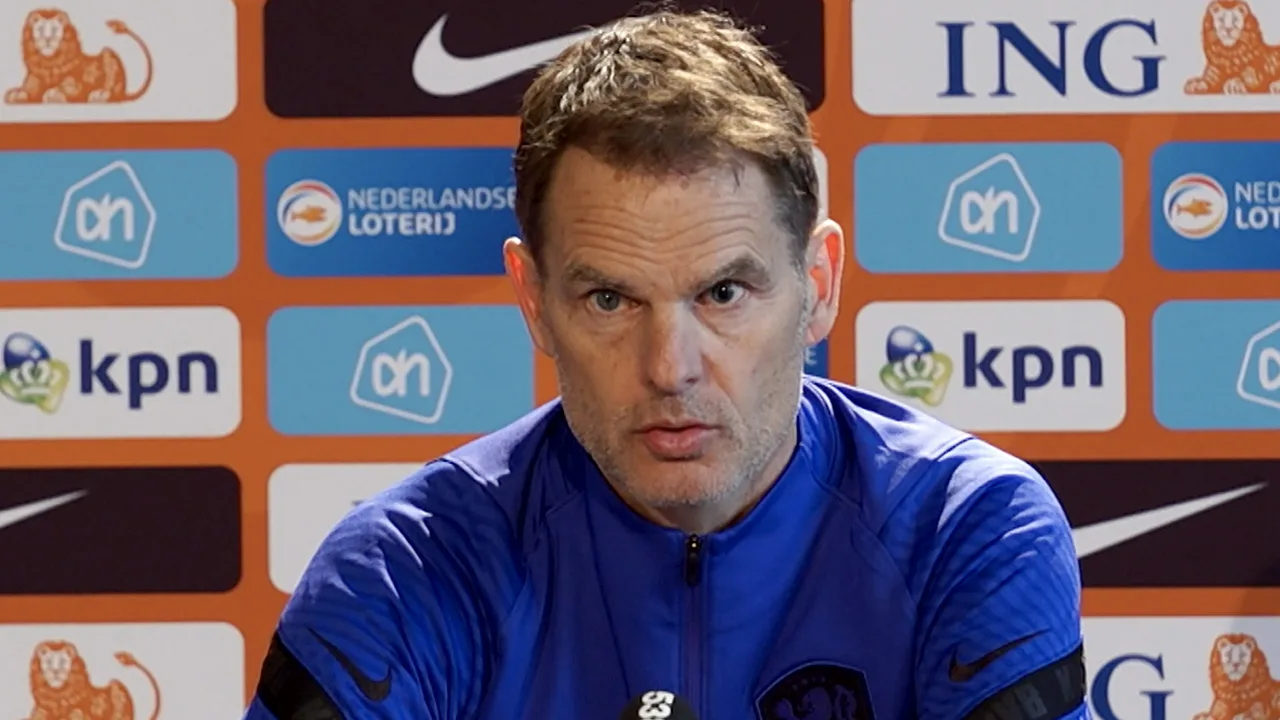 De Boer wijzigt opstelling Oranje op drie plekken